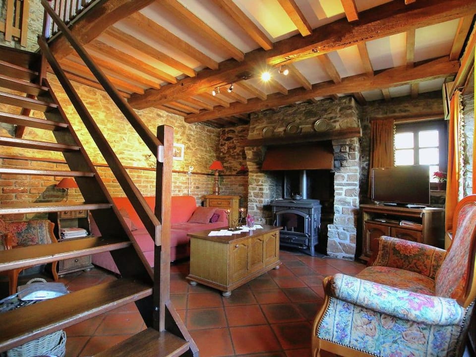 Forest Hideaway, Baillamont Vacation rental in Wallonia, Belgium