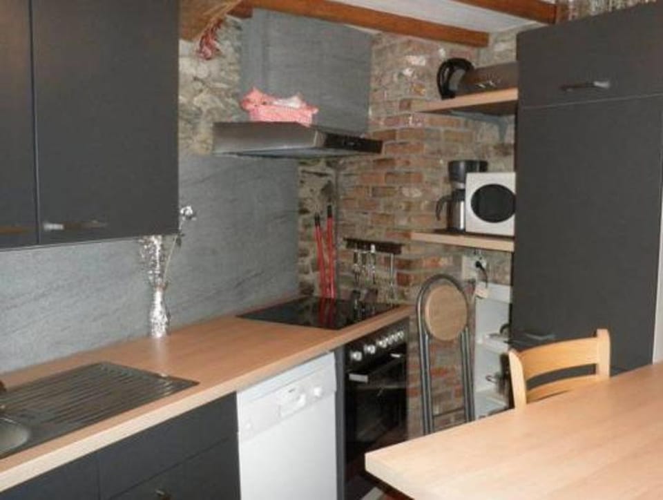 Forest Hideaway, Baillamont Vacation rental in Wallonia, Belgium