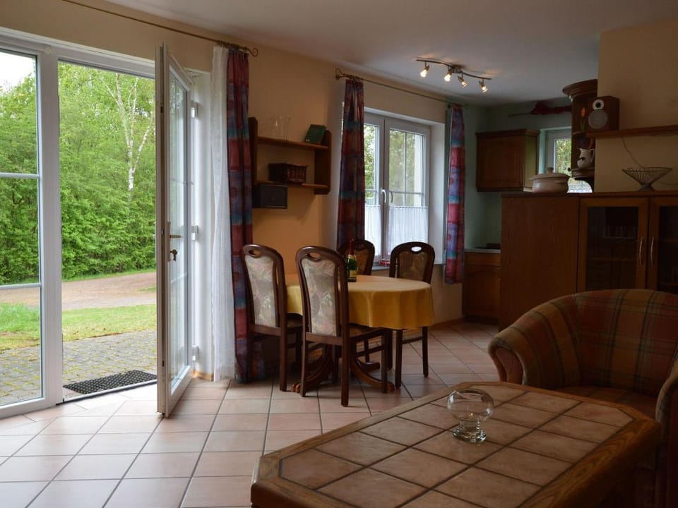 Comfy Apartment in Gransdorf with Garden Apartment in Rhineland-Palatinate