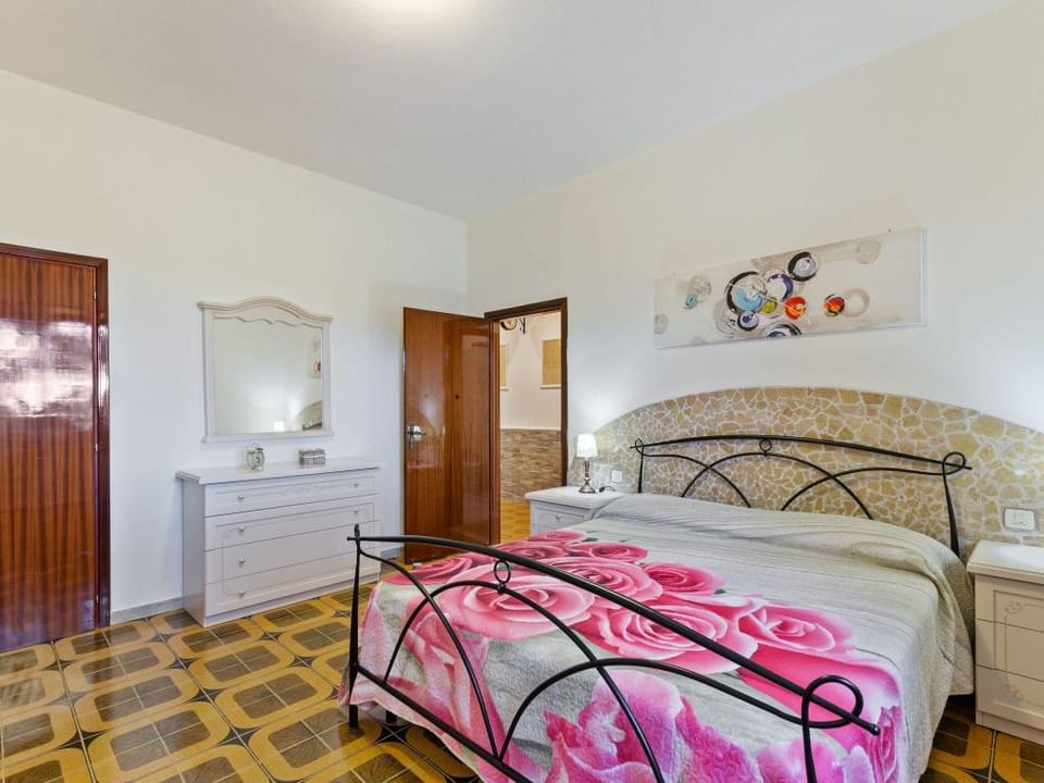 Belvilla by OYO Spacious Apartment near Saludecio Apartment in Marche