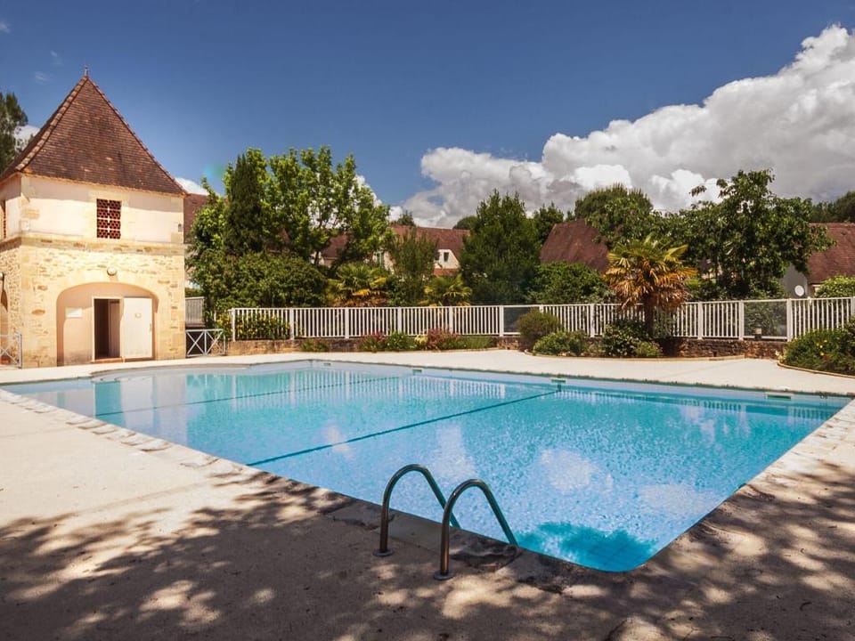 Family Home in Carsac-Aillac Vacation rental in Occitanie
