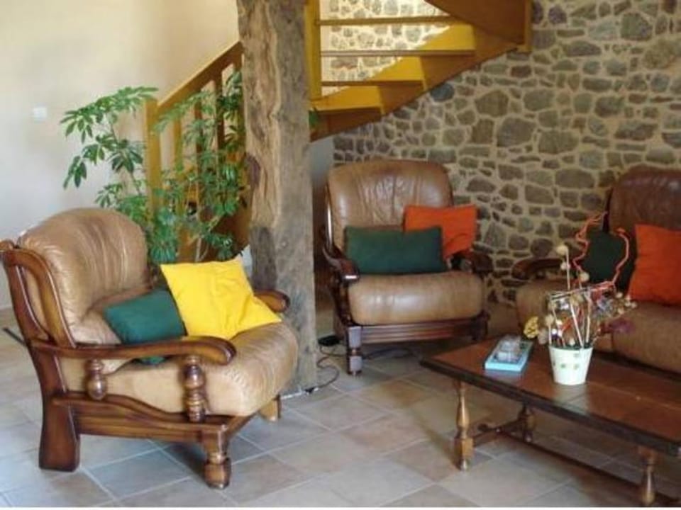 Family Home in Bonnemain with terrace Vacation rental in Brittany