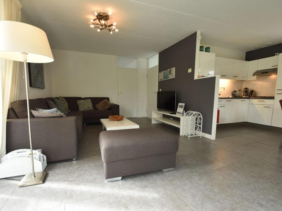 Wellness aan het Water in Earnewoude Vacation rental in Friesland, Netherlands