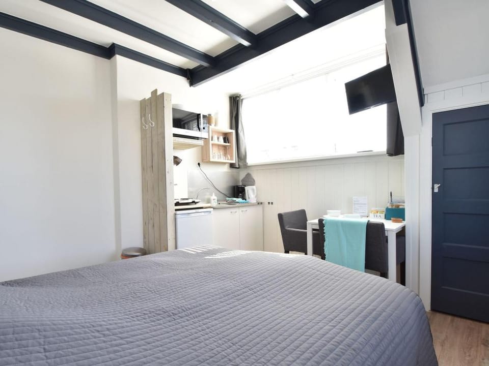Amazing apartment in Noord-Holland w/  Apartment in Bergen aan Zee