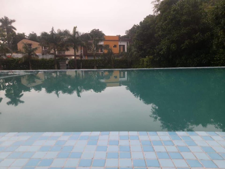 Heartwood Farms Corbett Hotel in Uttarakhand