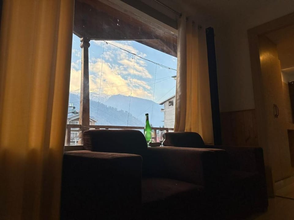 Hotel Manali Queen Hotel in Manali