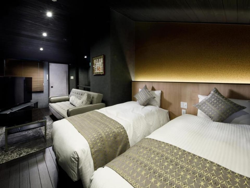 Kanade Shijo-Nishinotoin Vacation rental in Kyoto