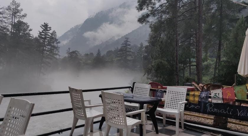 Shanti Cafe & Hostels Vacation rental in Himachal Pradesh