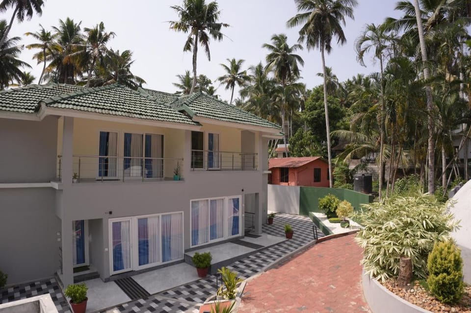Country Spa Wellness Beach Resort Hotel in Thiruvananthapuram