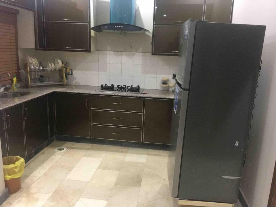 Spacious 2 Bed Apartment near Shaukat Khanum Apartment in Lahore