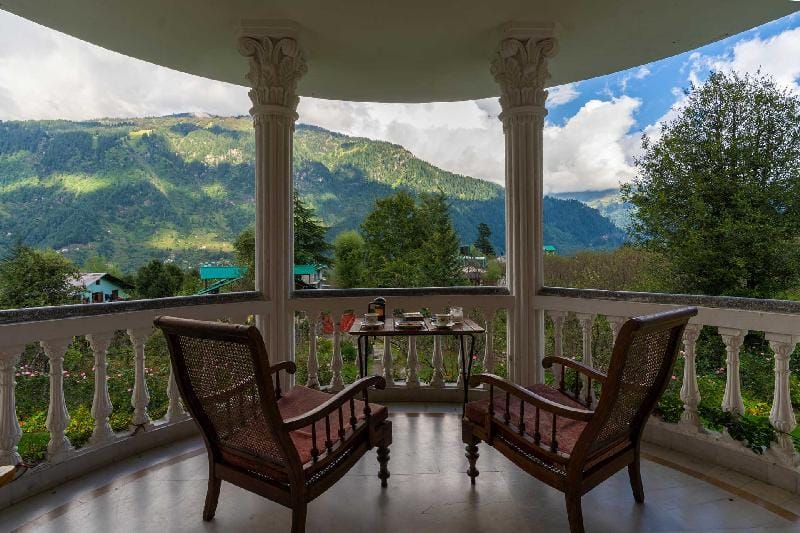 The Lama House by VEO - Part of StayVista Villa in Manali