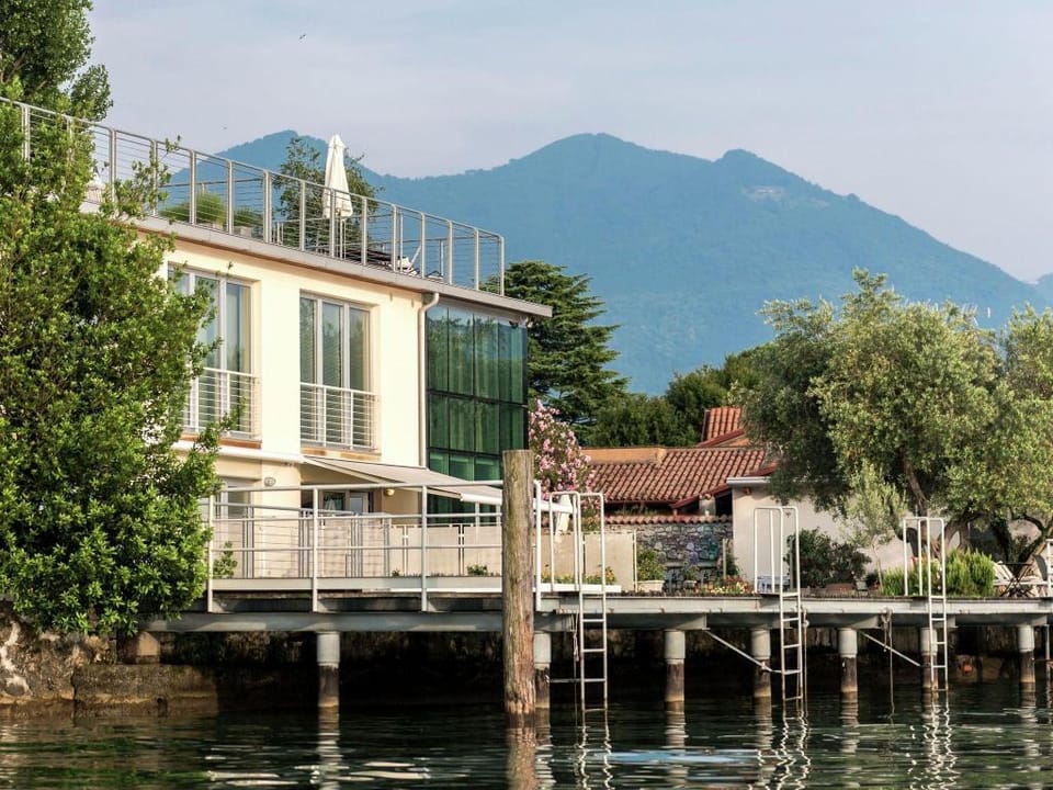 Lakefront Retreat with Garden Apartment in Province of Brescia