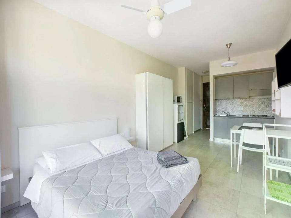 Apartment near Lake Garda with Pool Apartment in Sirmione