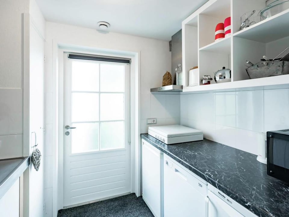 Cottage in Ovezande with terrace Vacation rental in Zeeland, Netherlands