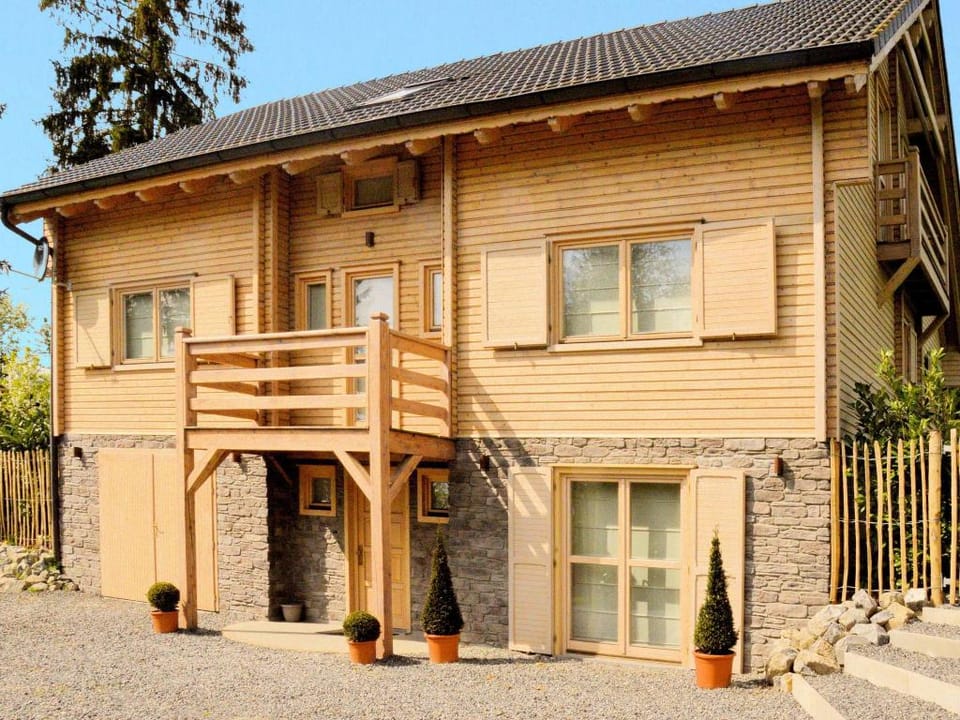 Peaceful Septon chalet spa Vacation rental in Wallonia, Belgium