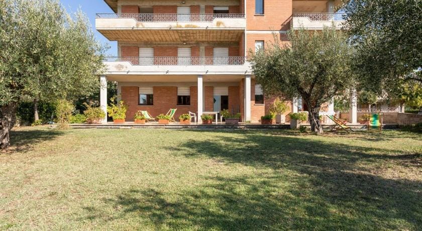 Apartment in Tuscany near Lake Trasimeno Apartment in Umbria