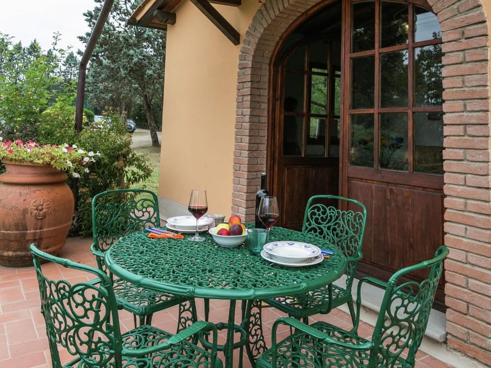 Belvilla by OYO Casa Rosa Vacation rental in Tuscany