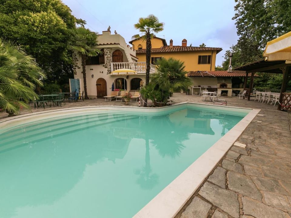 Belvilla by OYO Casa Rosa Vacation rental in Tuscany