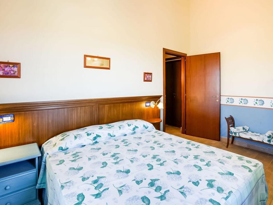 Apartment in Castiglione near Lake Trasimeno Vacation rental in Umbria