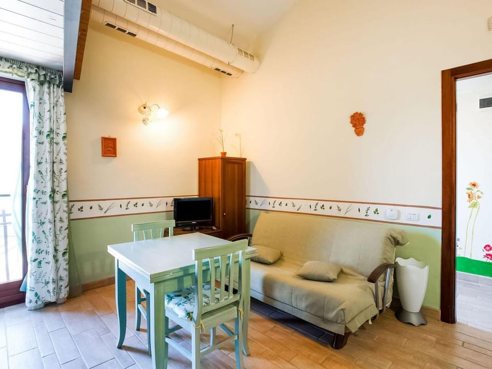 Apartment in Castiglione near Lake Trasimeno Vacation rental in Umbria