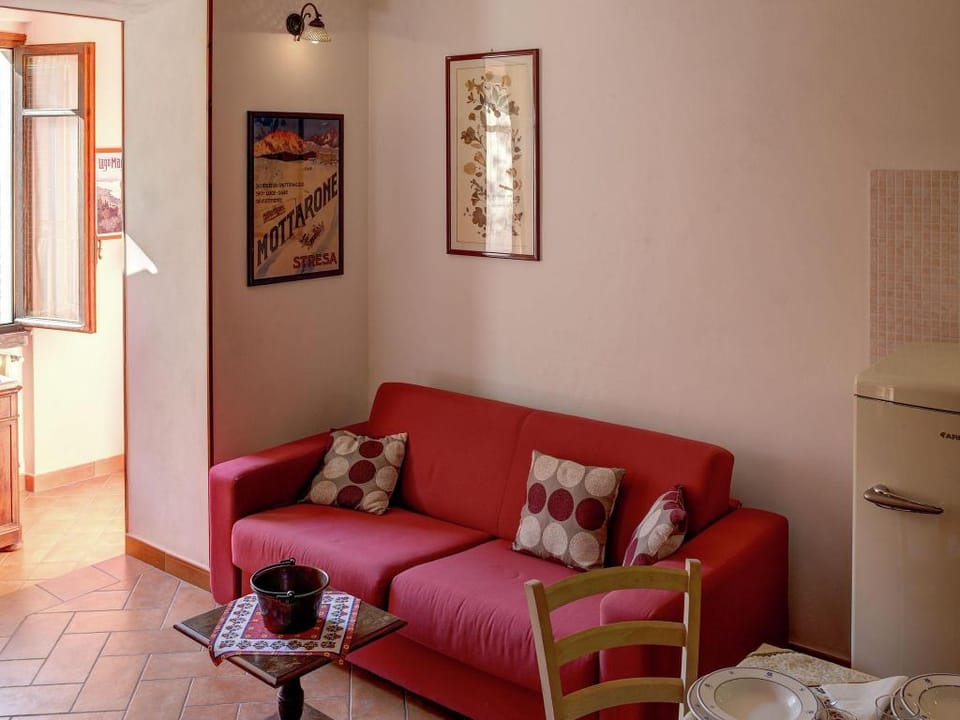 Belvilla by OYO Mansion in Stresa Vacation rental in Canton of Ticino
