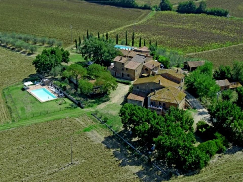 Cozy farmhouse with pool Vacation rental in Umbria