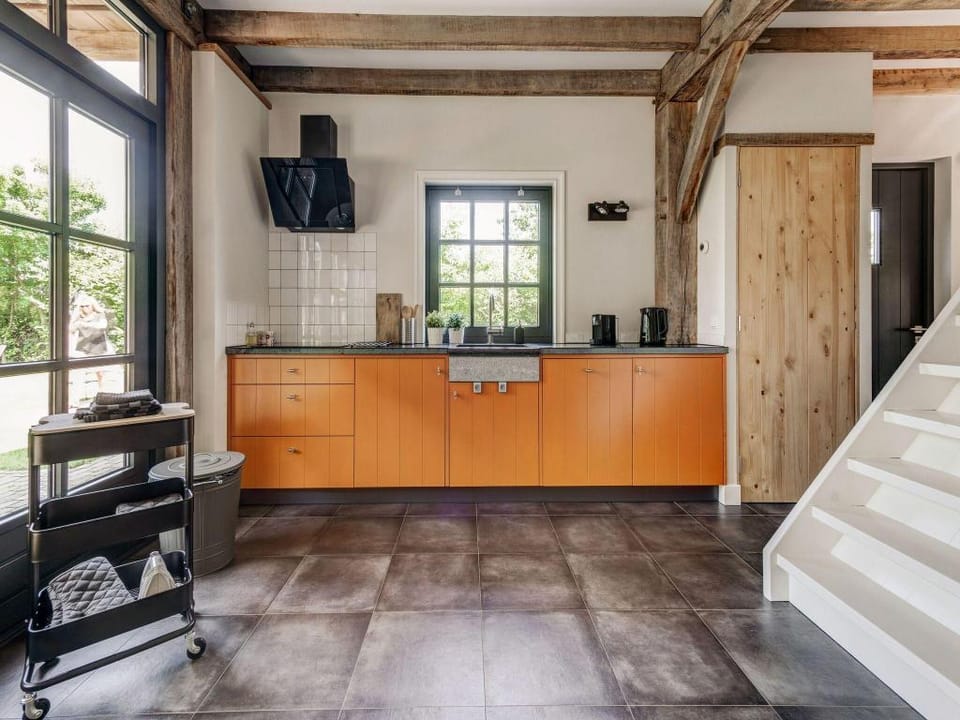 Lush holiday home with a private Hot Tub Vacation rental in Limburg (province)
