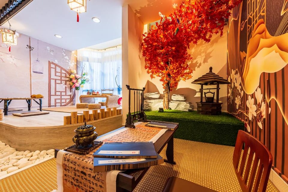 Fahrenheit88-China Theme Bukit Bintang 3R2B 10Pax Vacation rental in Federal Territory of Kuala Lumpur
