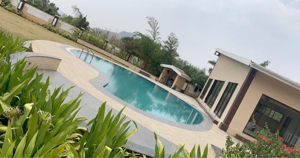 Thesupremevilla / Sam villa Villa in Maharashtra