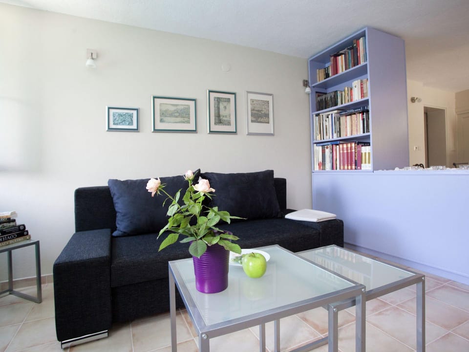 Beautiful holiday home on the island Brac, with the sea and a small beach in front of the door! Vacation rental in Split-Dalmatia County