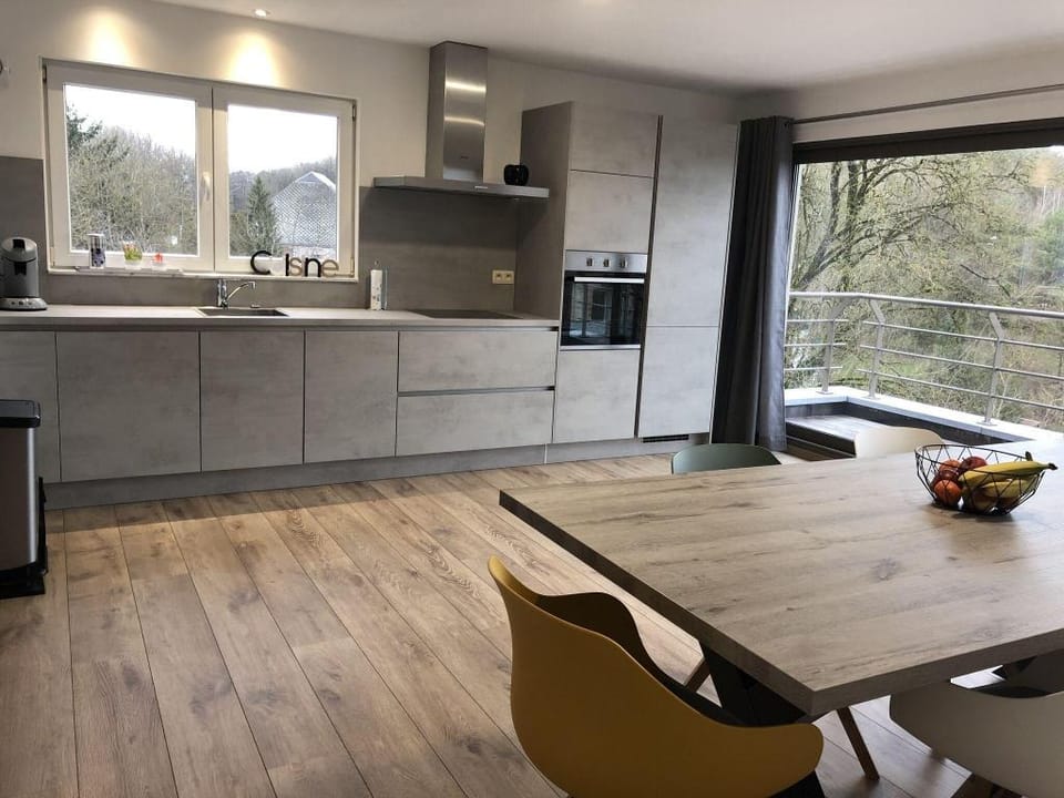 Scenic Cottage in Merlemont with Balcony Vacation rental in Wallonia, Belgium