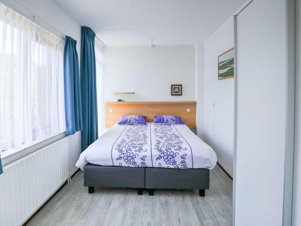 Well equipped holiday home in Nieuwvliet, just a few minutes walk from the beach Vacation rental in Zeeland, Netherlands