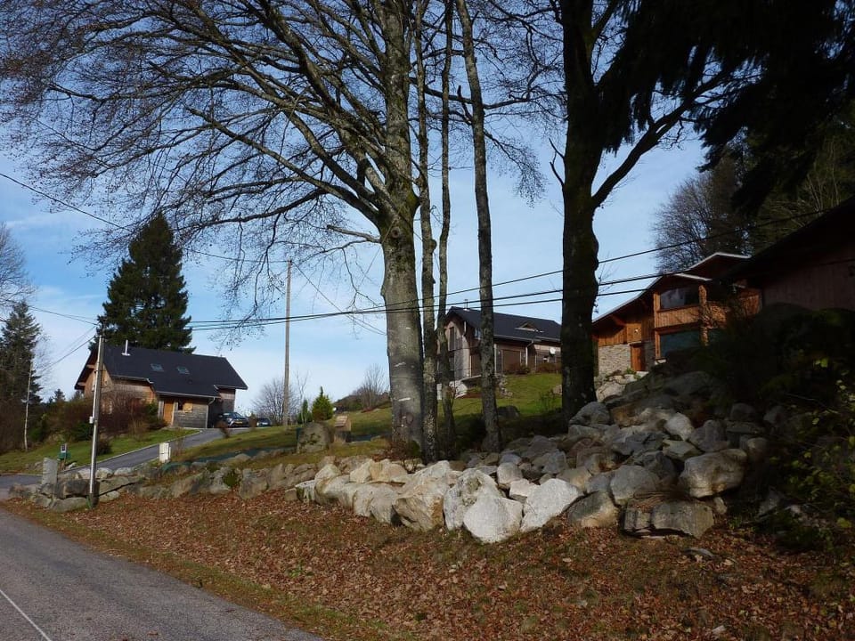 Cosy chalet in Liezey with countryside views Vacation rental in Vosges