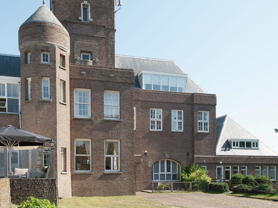 Apartment in Bergen aan Zee near the Beach Apartment in Bergen aan Zee