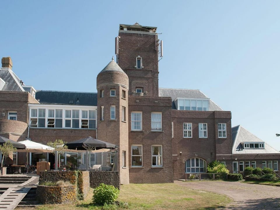 Apartment in Bergen aan Zee near the Beach Apartment in Bergen aan Zee