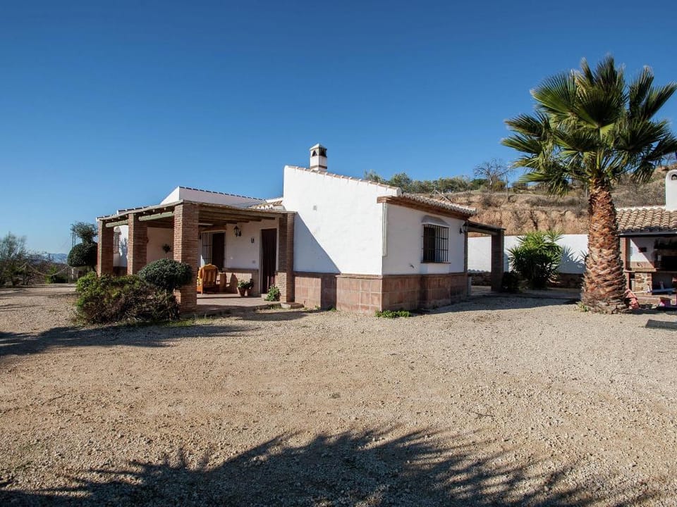 Spacious Cottage with Pool Vacation rental in Valle del Guadalhorce
