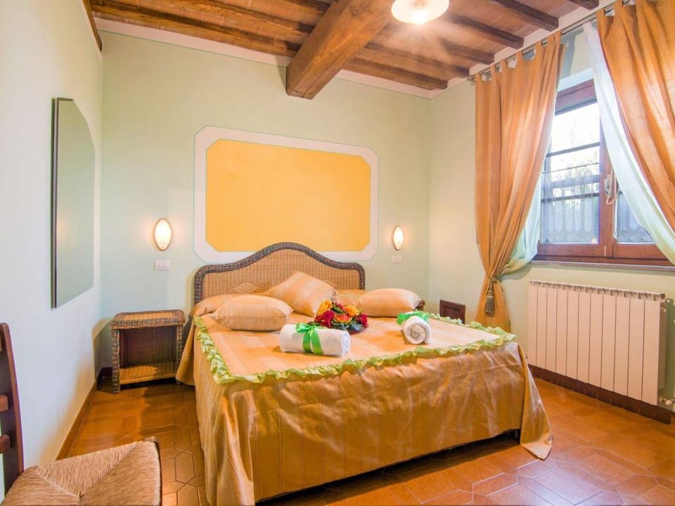 Belvilla by OYO Large Farmhouse with Pool Vacation rental in Umbria