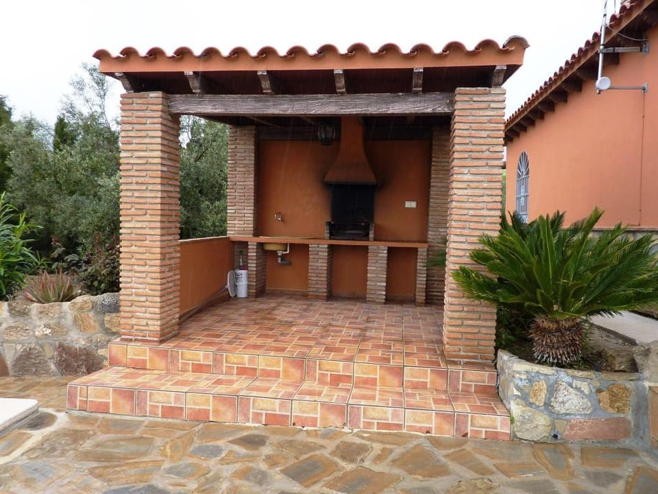 Villa in Andalusia with Stunning Views Vacation rental in Valle del Guadalhorce