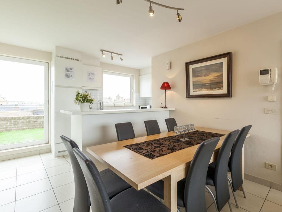 Penthouse with 2 terraces and seacasino views Apartment in Middelkerke
