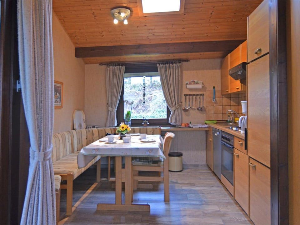 Furnished Bungalow With Peaceful Neighbourhood Vacation rental in Hochsauerlandkreis