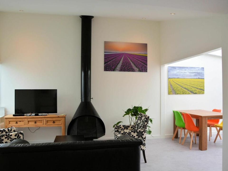 Charming Garden Retreat Vacation rental in Noordwijkerhout