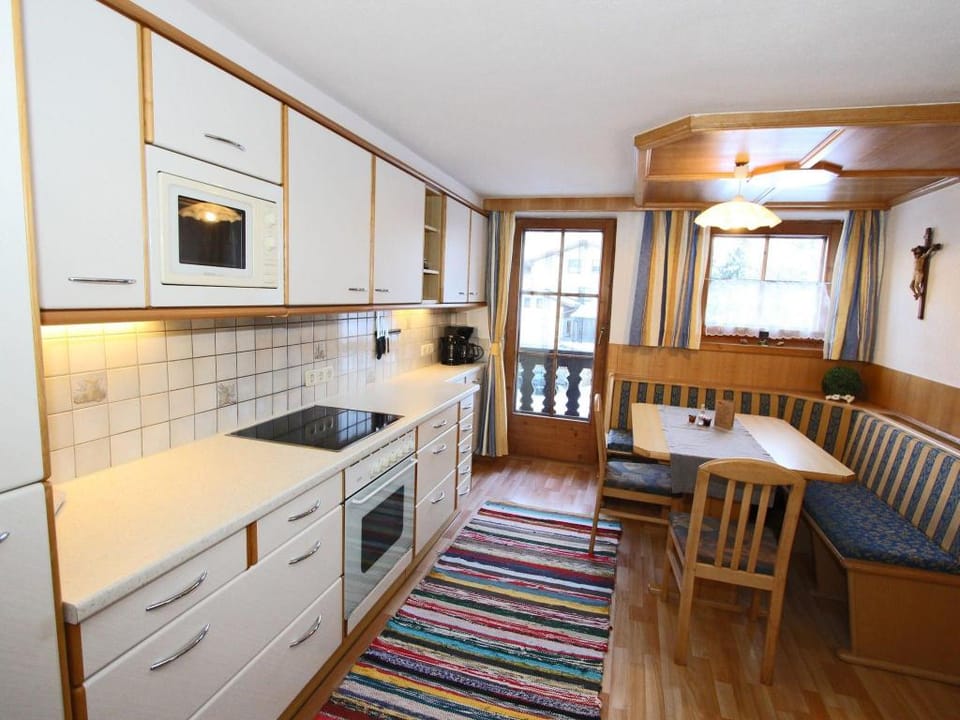 Apartment in Kaltenbach near Ski Lift Apartment in Tyrol