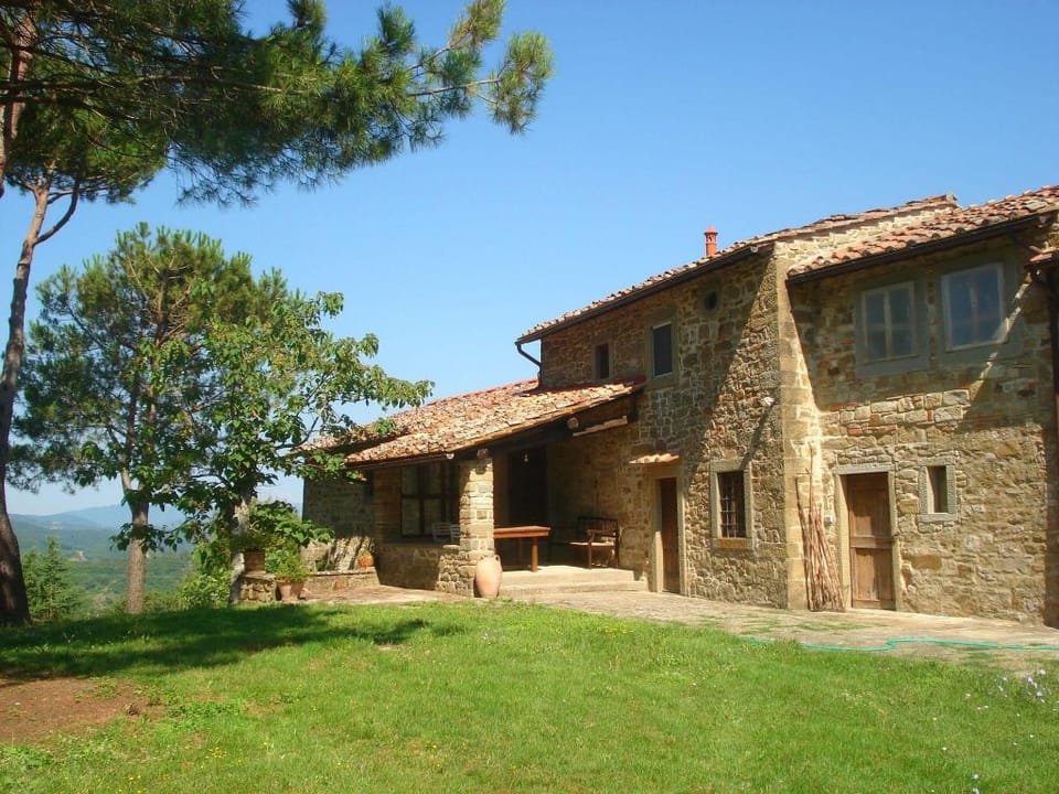 Farmhouse in Mugello with Valley Views Vacation rental in Emilia-Romagna