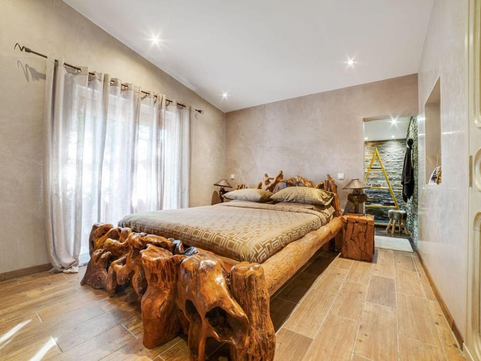 Stone Home in France with Private Pool Vacation rental in Vidauban