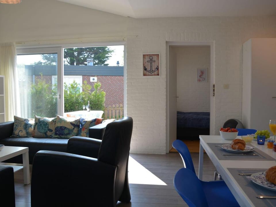 Bungalow in Noordwijk near Lake  Beach Vacation rental in Noordwijkerhout
