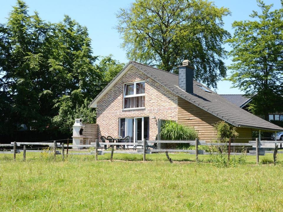 Family Home in Sourbrodt Vacation rental in Wallonia, Belgium