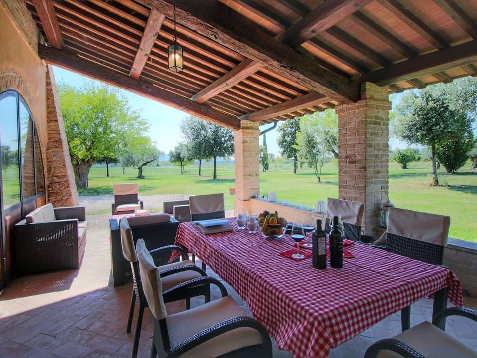 Umbrian Mansion Surrounded by Vineyards Vacation rental in Umbria