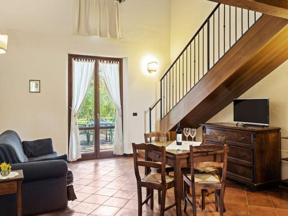 House in Umbria with Pool  Garden Views Apartment in Perugia