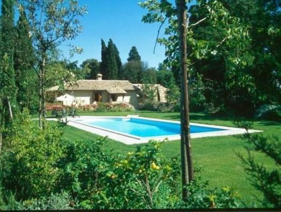 House in Umbria with Pool  Garden Views Apartment in Perugia