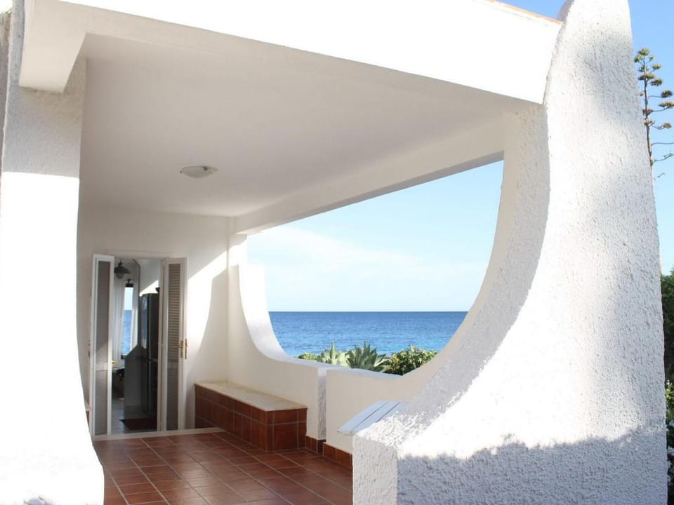 Belvilla by OYO Villa Eirene Vacation rental in Fontane Bianche